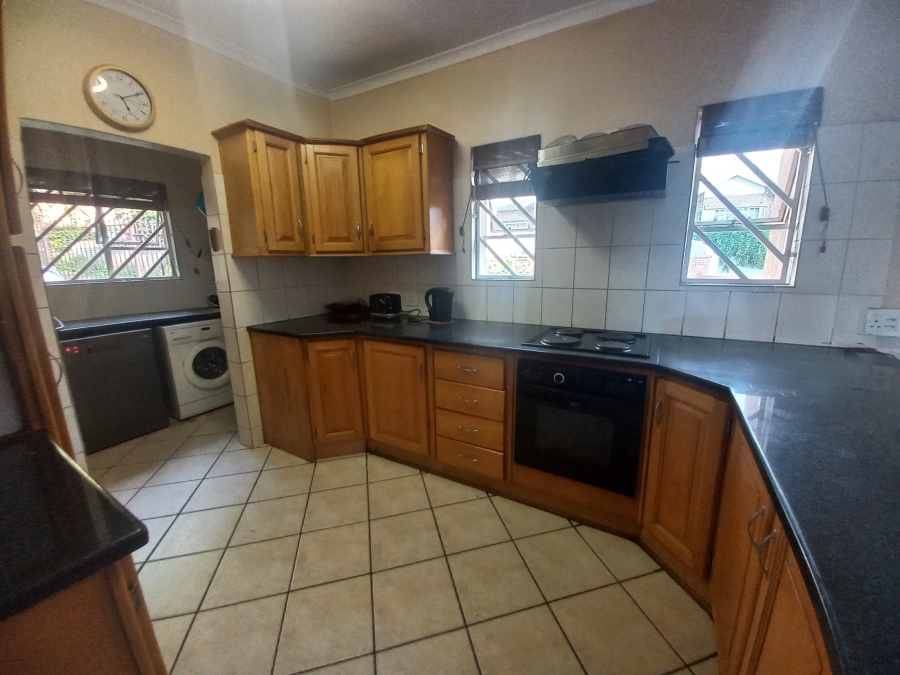 To Let 4 Bedroom Property for Rent in Cashan North West